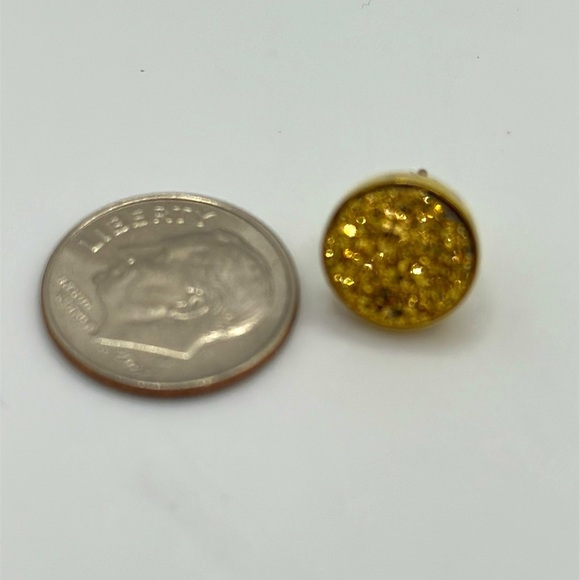 Sparkly gold druzzy silver 925 and gold plated stud post earrings - Picture 9 of 9